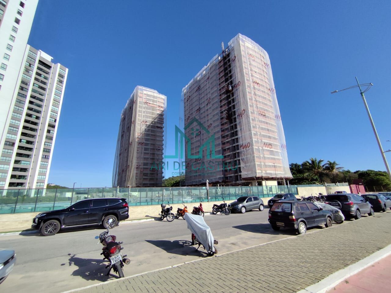 Apartamento à venda com 3 quartos, 102m² - Foto 1