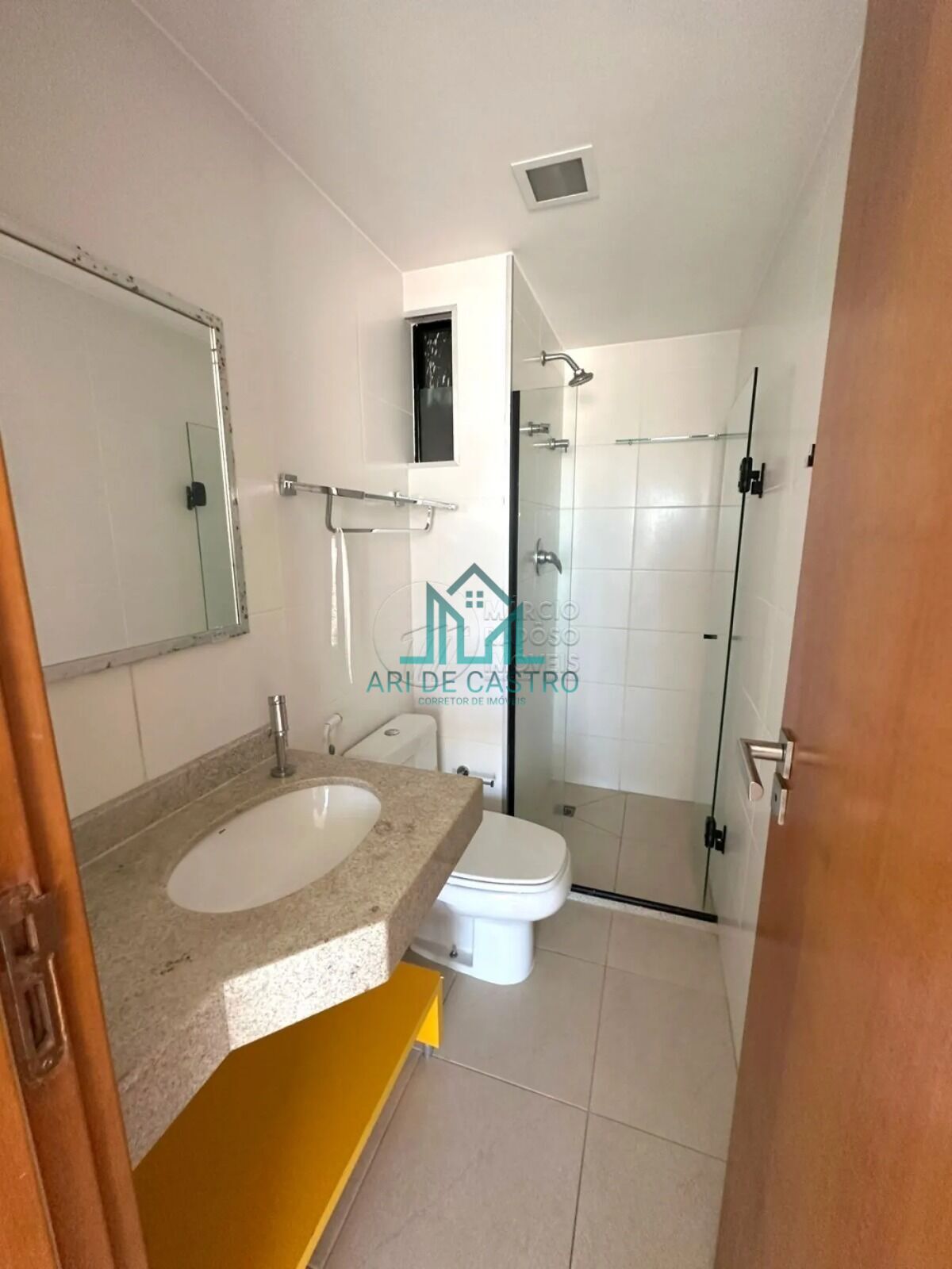 Apartamento à venda com 3 quartos, 141m² - Foto 13