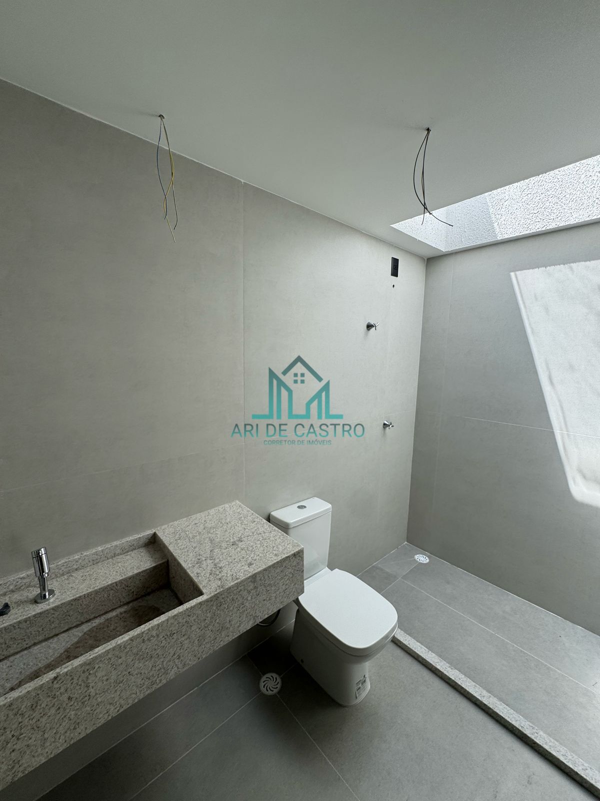 Casa à venda com 5 quartos, 325m² - Foto 31