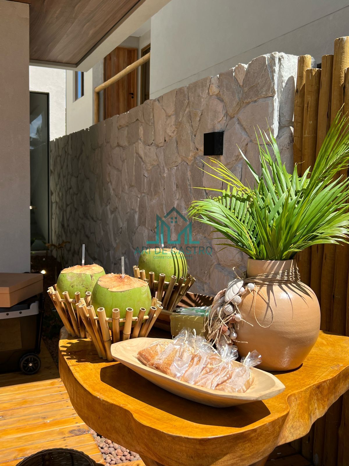 Casa à venda com 5 quartos, 325m² - Foto 9