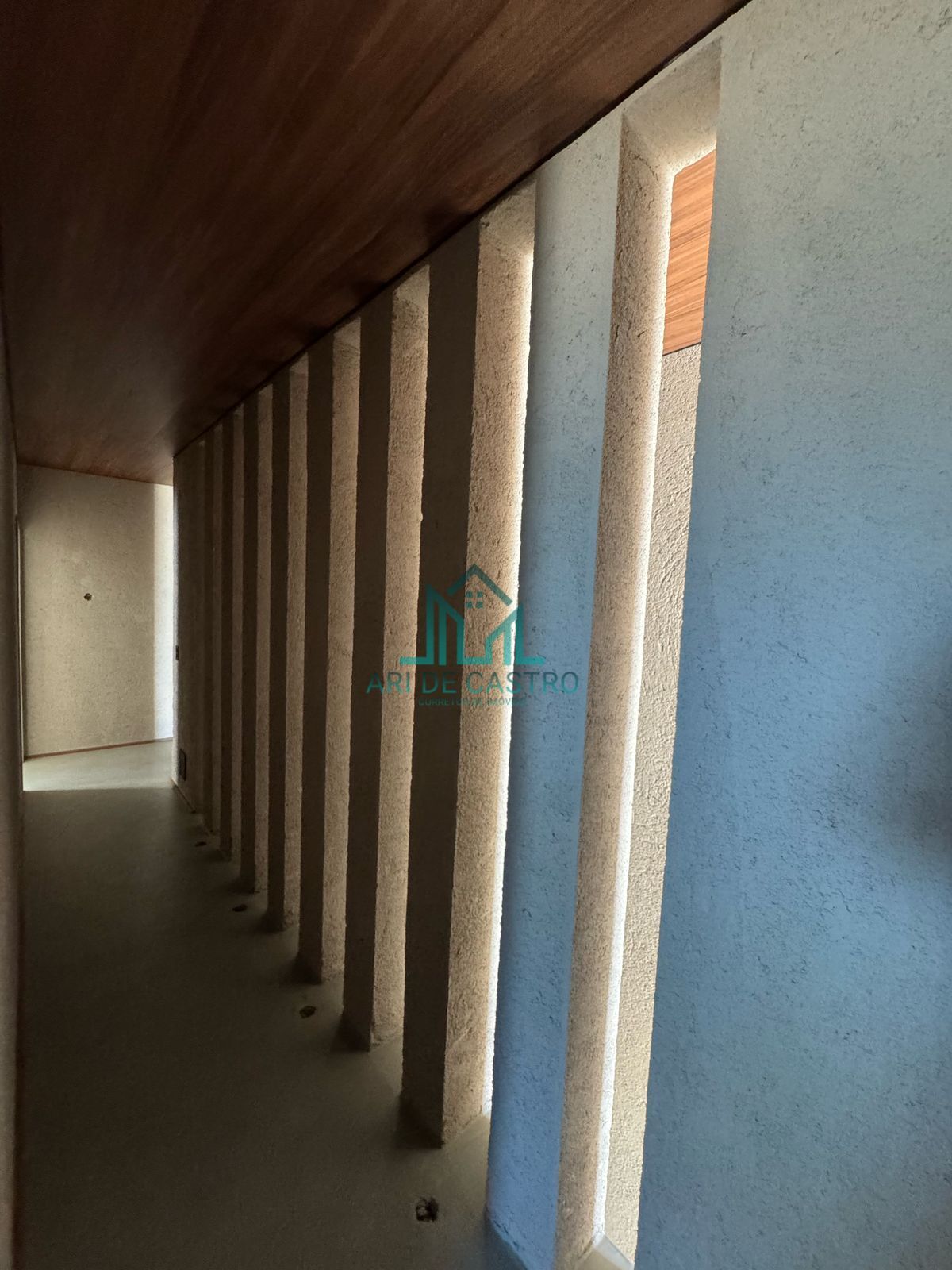 Casa à venda com 5 quartos, 325m² - Foto 6