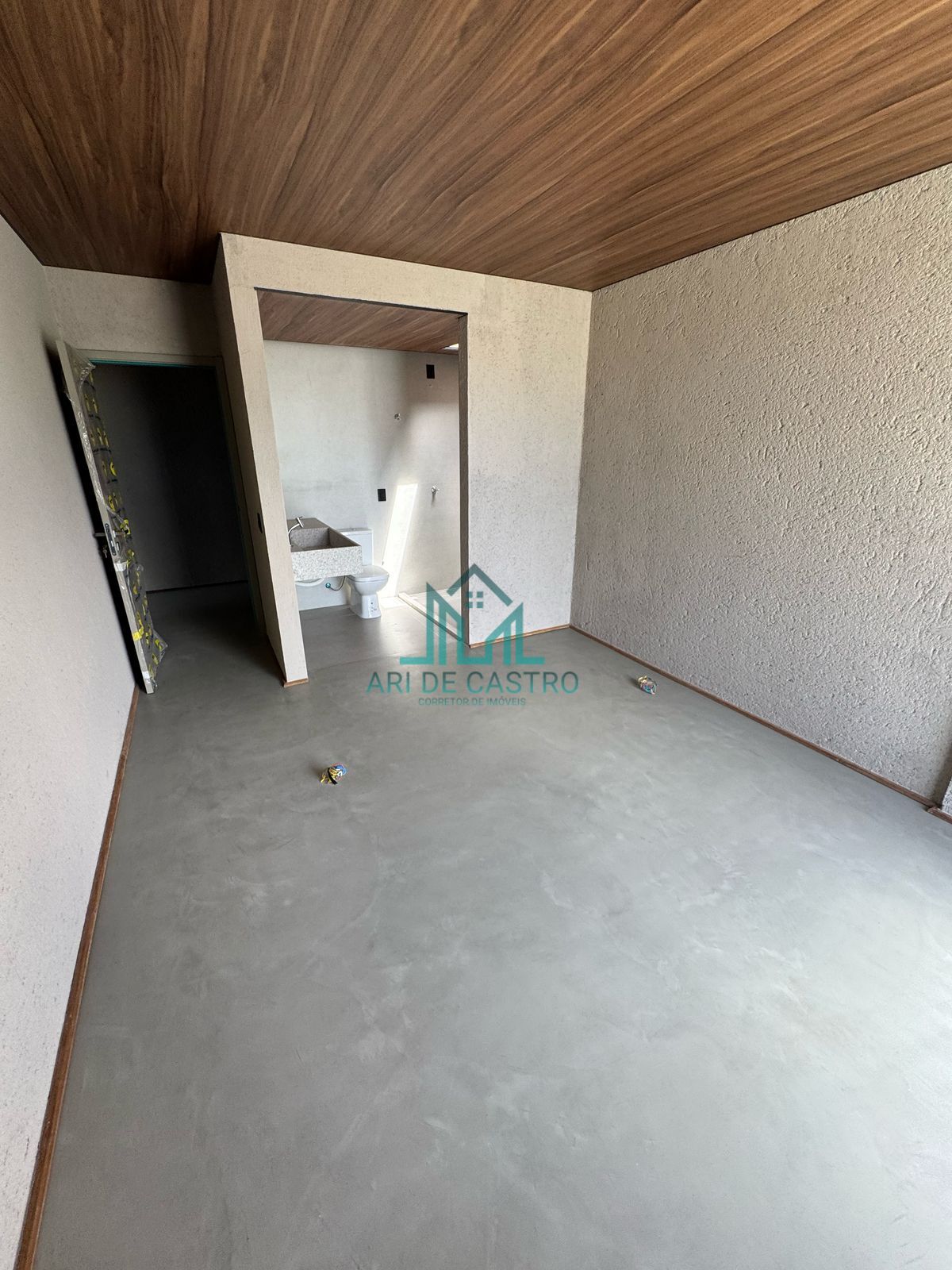 Casa à venda com 5 quartos, 325m² - Foto 8