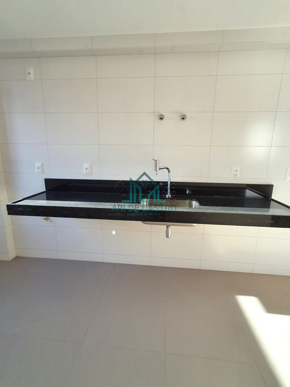 Apartamento à venda com 3 quartos, 147m² - Foto 7