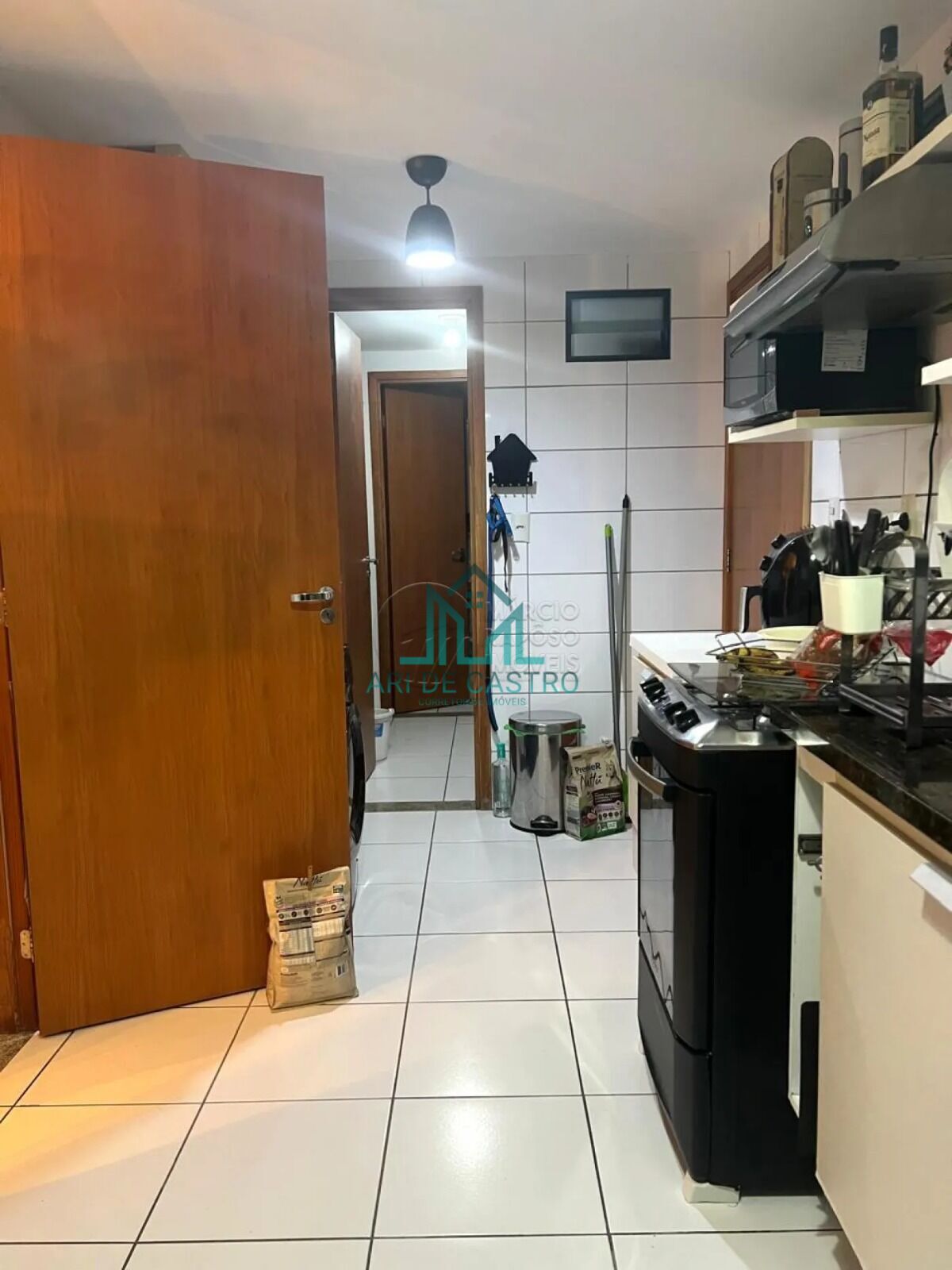 Apartamento à venda com 3 quartos, 93m² - Foto 7