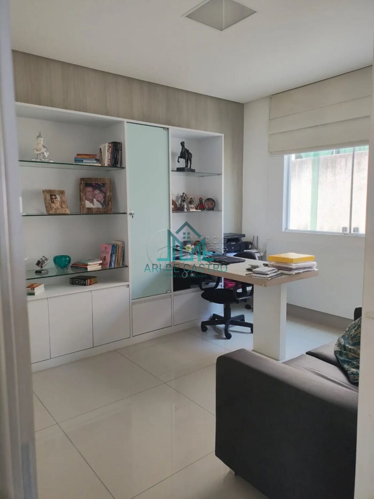 Casa de Condomínio à venda com 4 quartos, 288m² - Foto 17