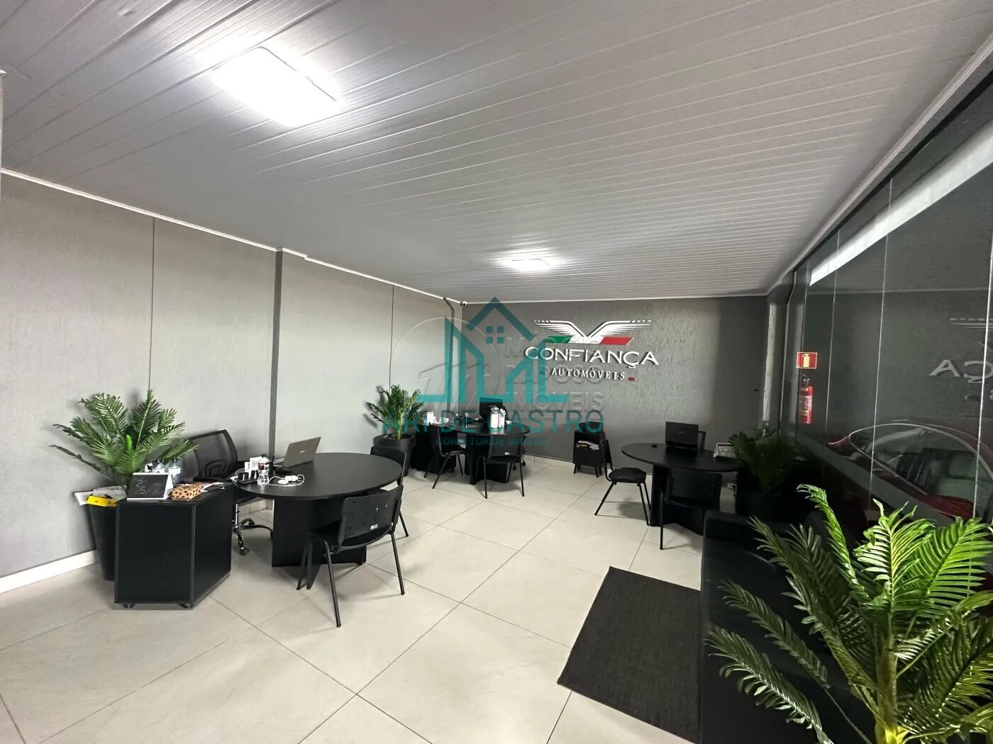 Prédio Inteiro à venda, 402m² - Foto 1