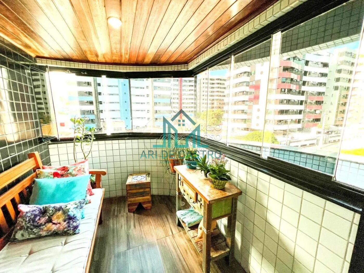 Apartamento à venda com 3 quartos, 113m² - Foto 8