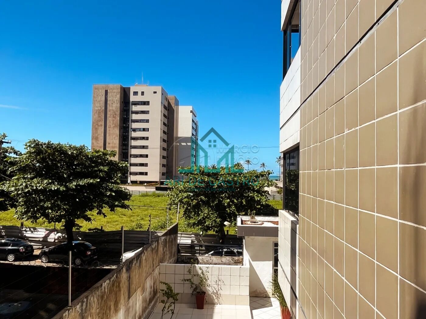 Apartamento para alugar com 3 quartos, 114m² - Foto 12