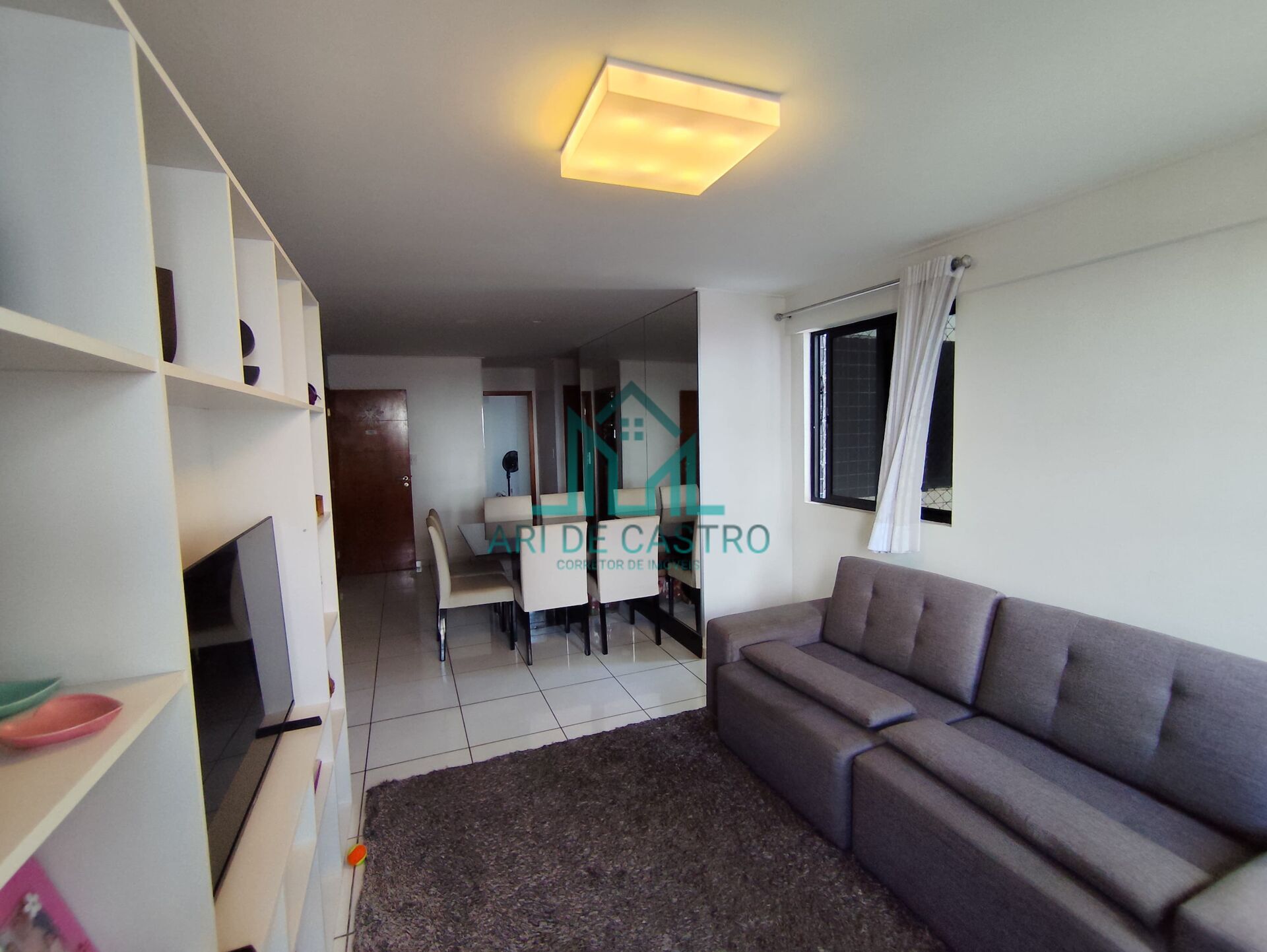 Apartamento à venda com 3 quartos, 85m² - Foto 2