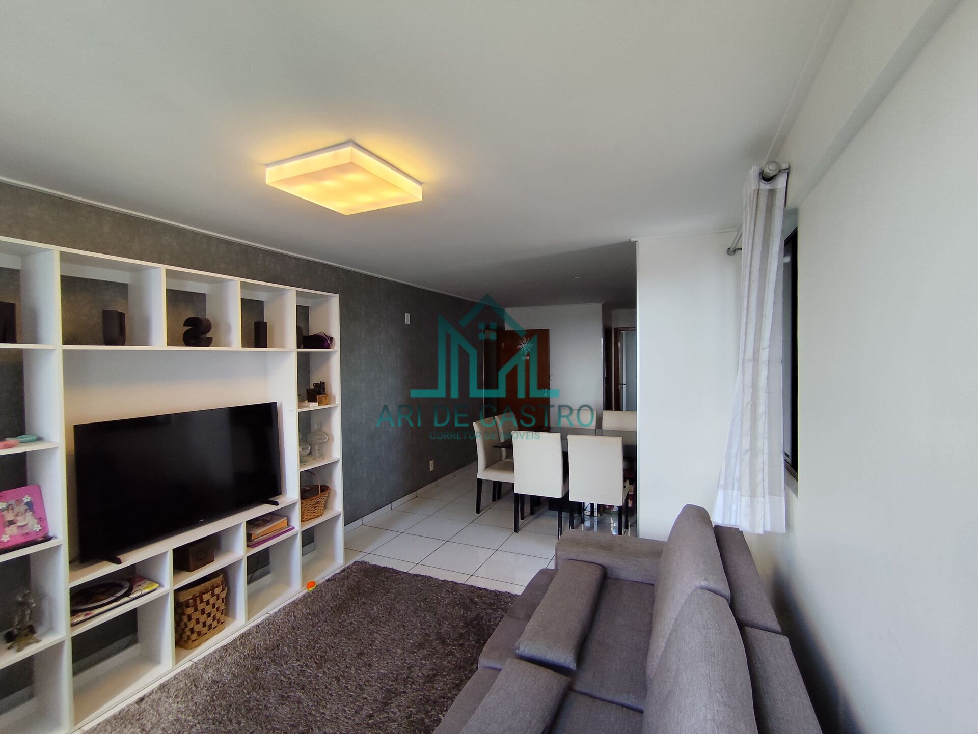 Apartamento à venda com 3 quartos, 85m² - Foto 1