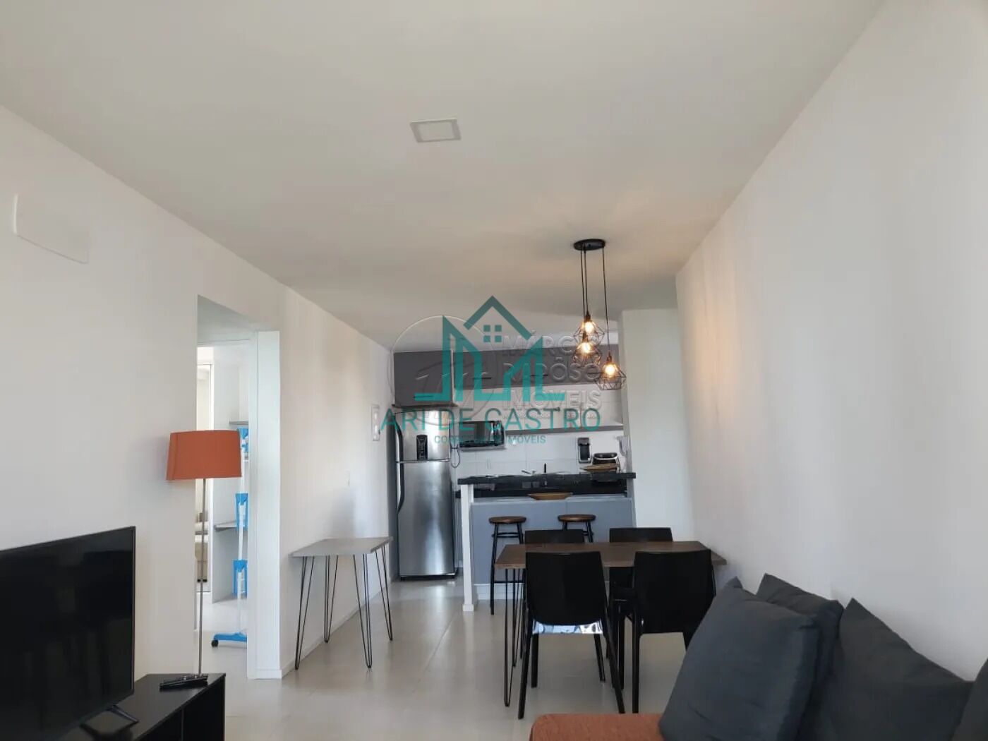 Apartamento à venda com 2 quartos, 63m² - Foto 4