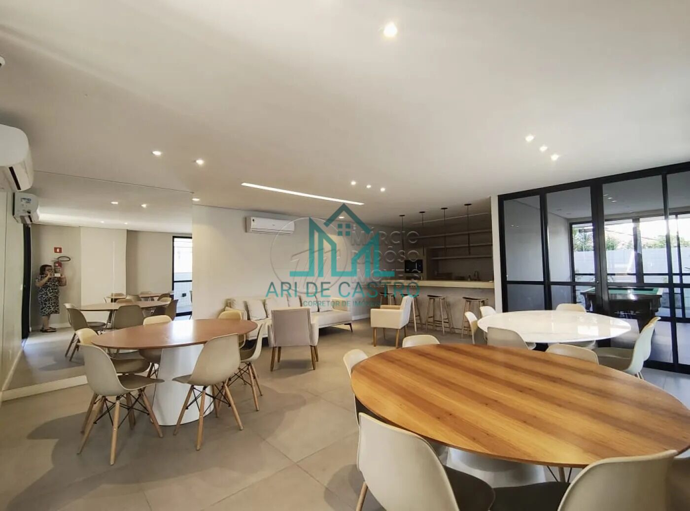 Apartamento à venda com 2 quartos, 63m² - Foto 19