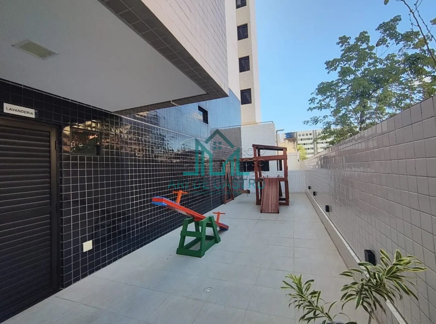 Apartamento à venda com 2 quartos, 63m² - Foto 24