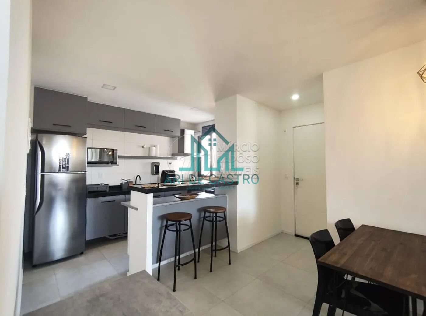 Apartamento à venda com 2 quartos, 63m² - Foto 14