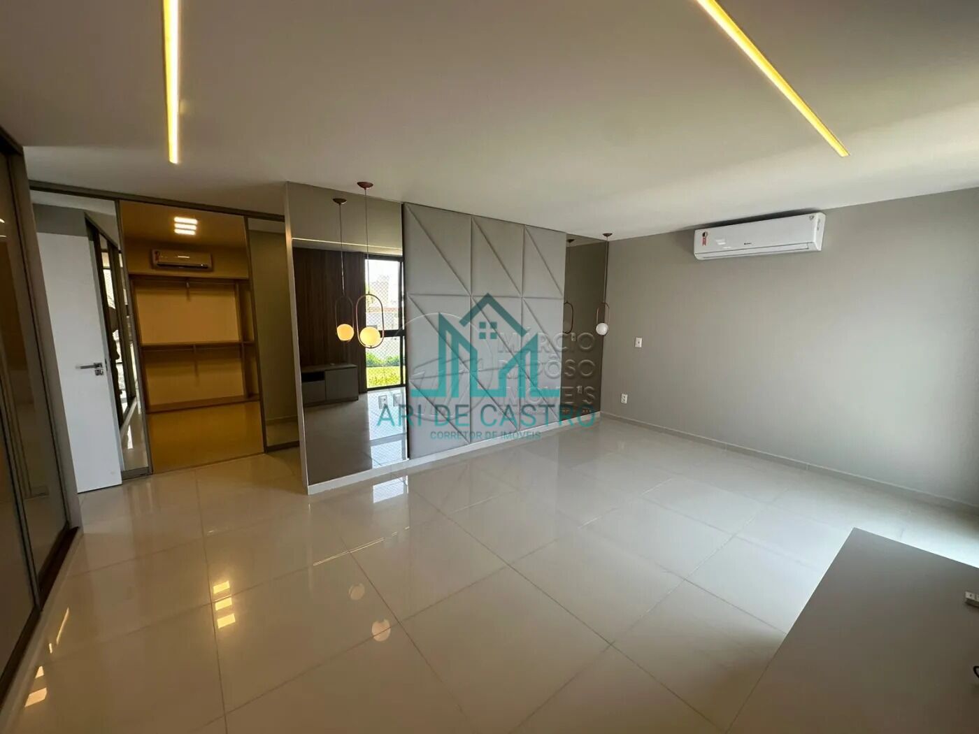 Casa à venda com 6 quartos, 600m² - Foto 31