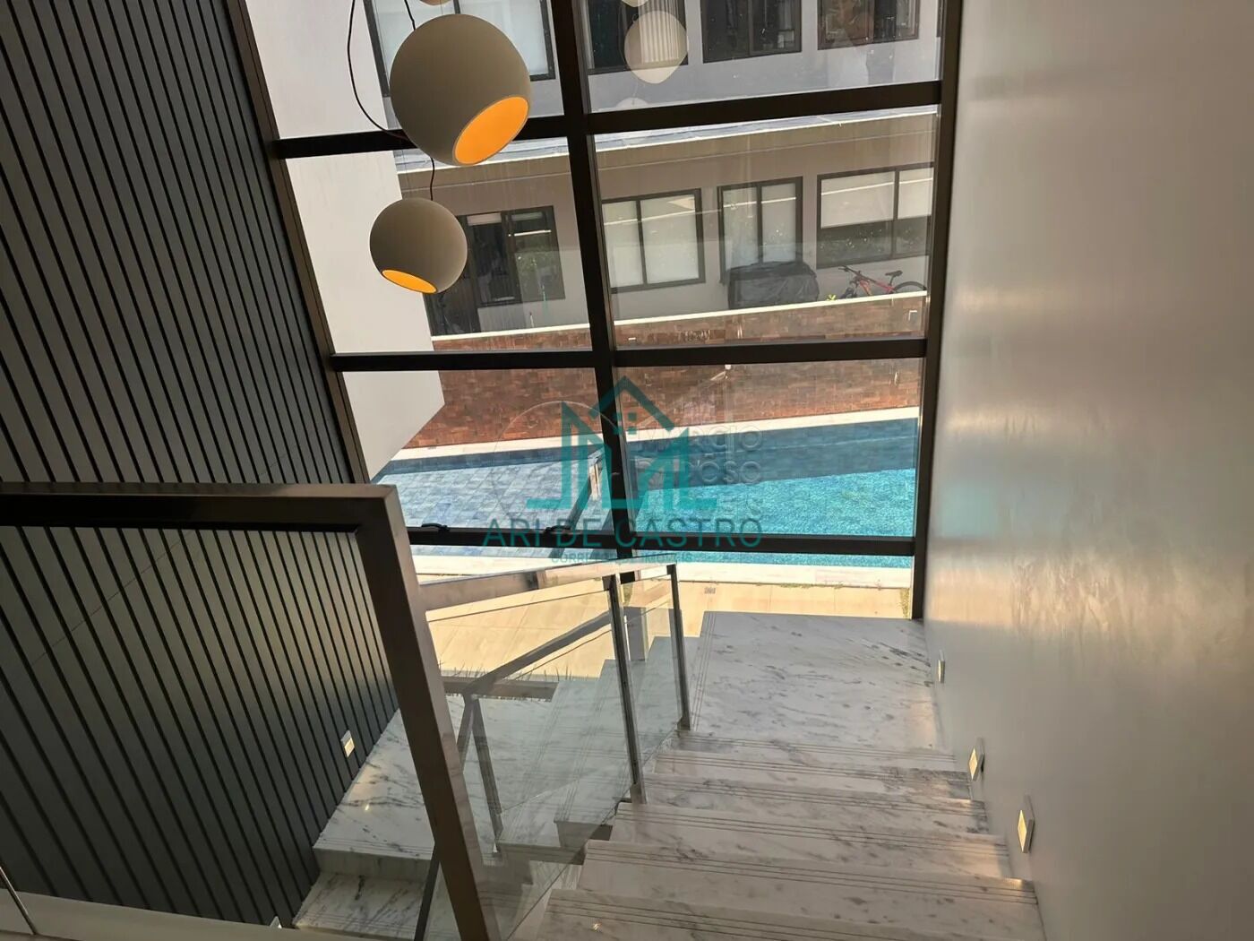 Casa à venda com 6 quartos, 600m² - Foto 15