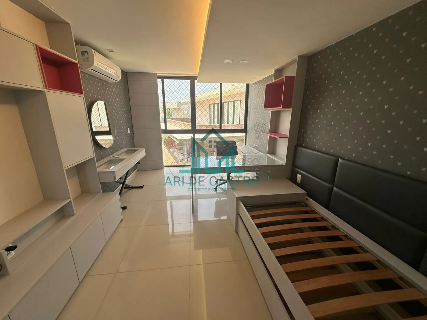 Casa à venda com 6 quartos, 600m² - Foto 27