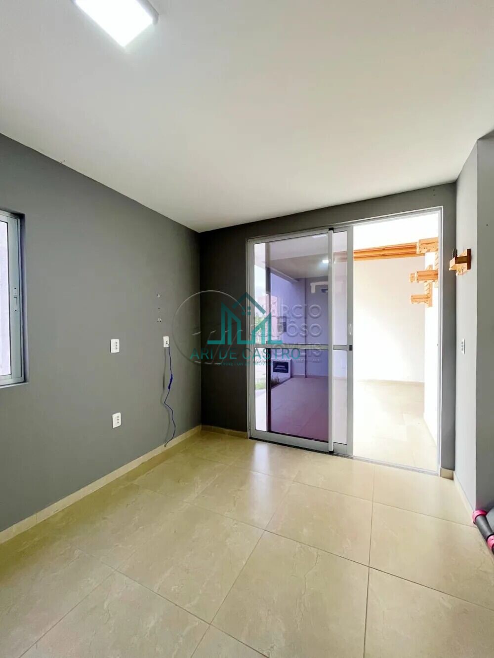 Casa à venda com 3 quartos, 119m² - Foto 5