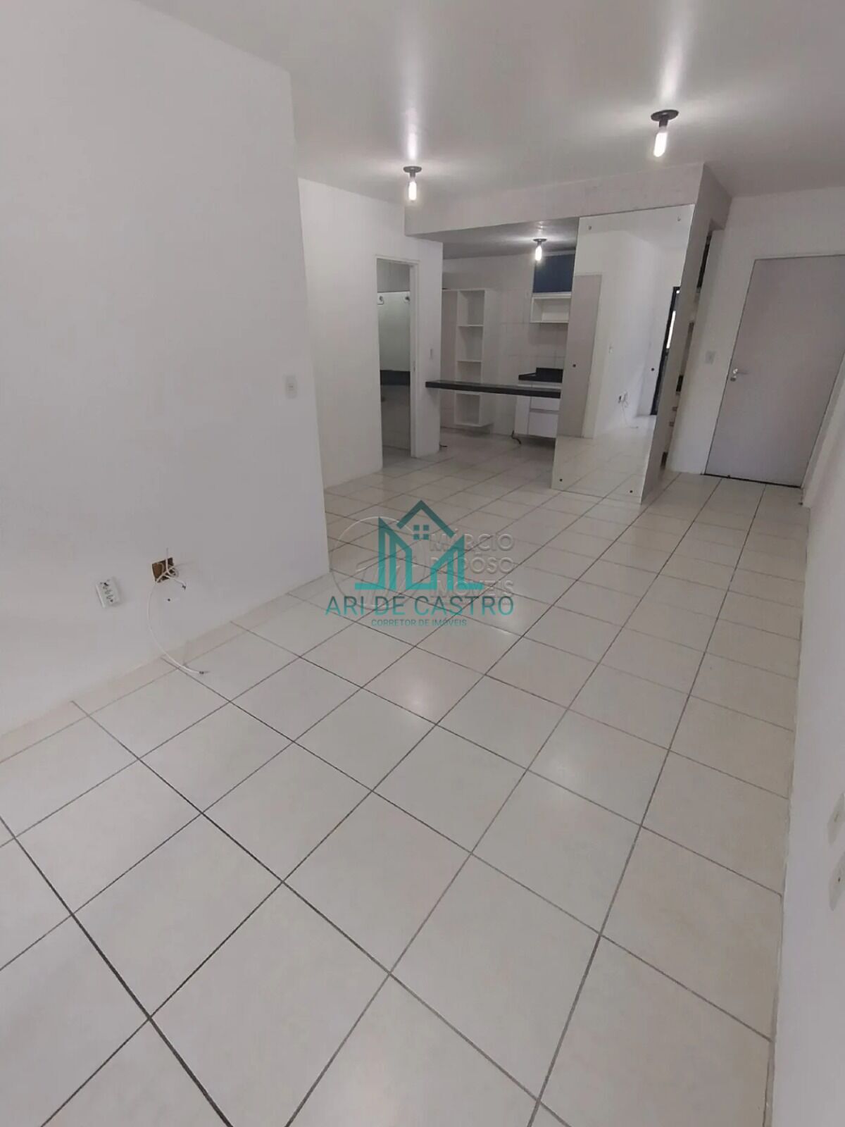 Apartamento para alugar com 2 quartos, 60m² - Foto 2