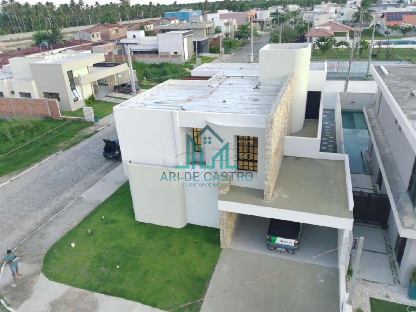 Casa à venda com 5 quartos, 272m² - Foto 6