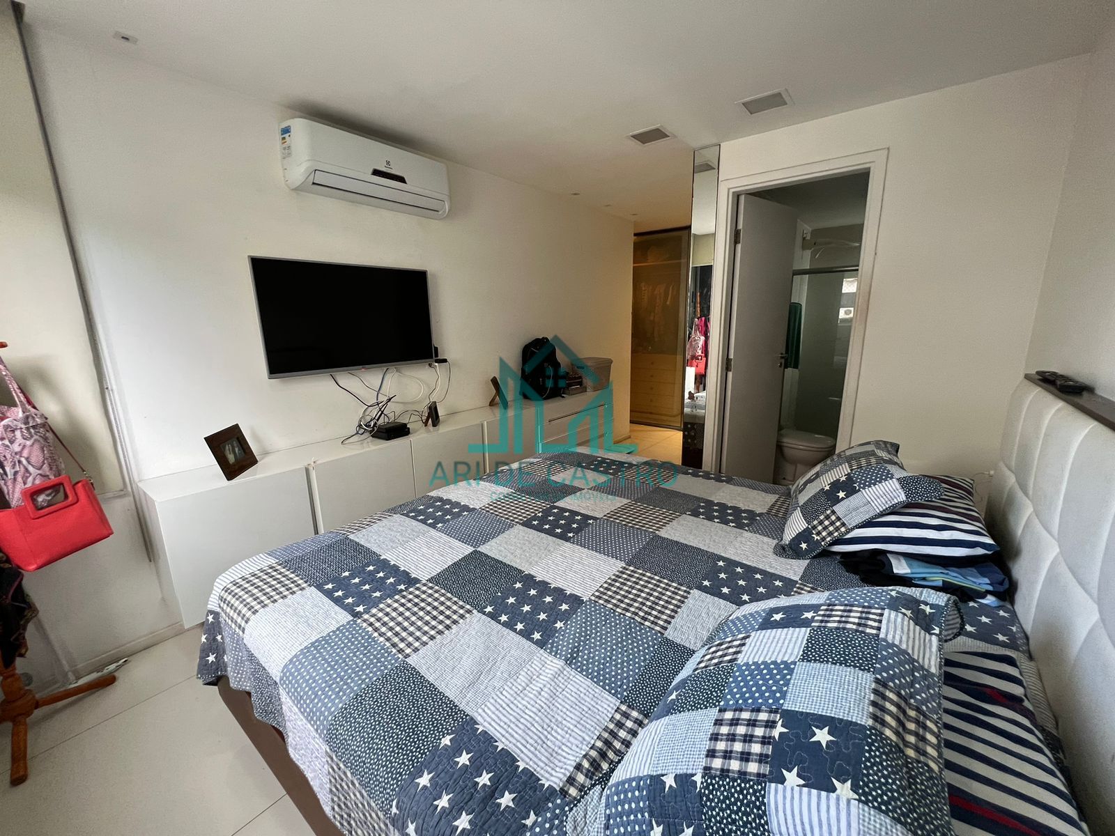 Apartamento à venda com 4 quartos, 164m² - Foto 5