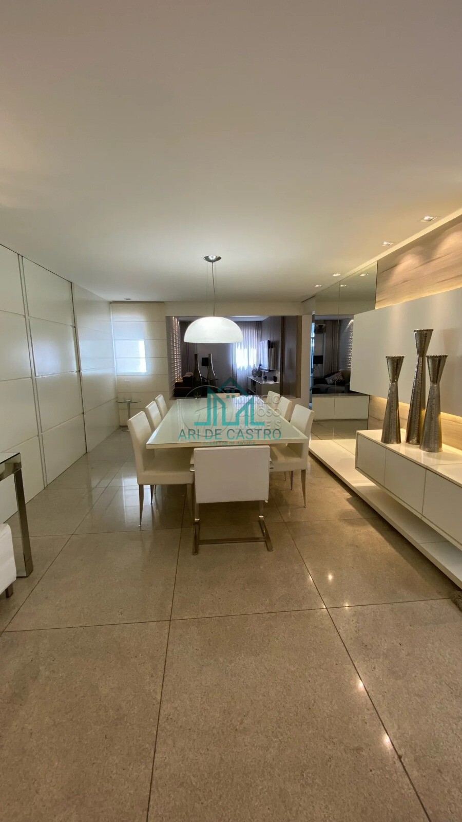 Apartamento à venda com 4 quartos, 189m² - Foto 7