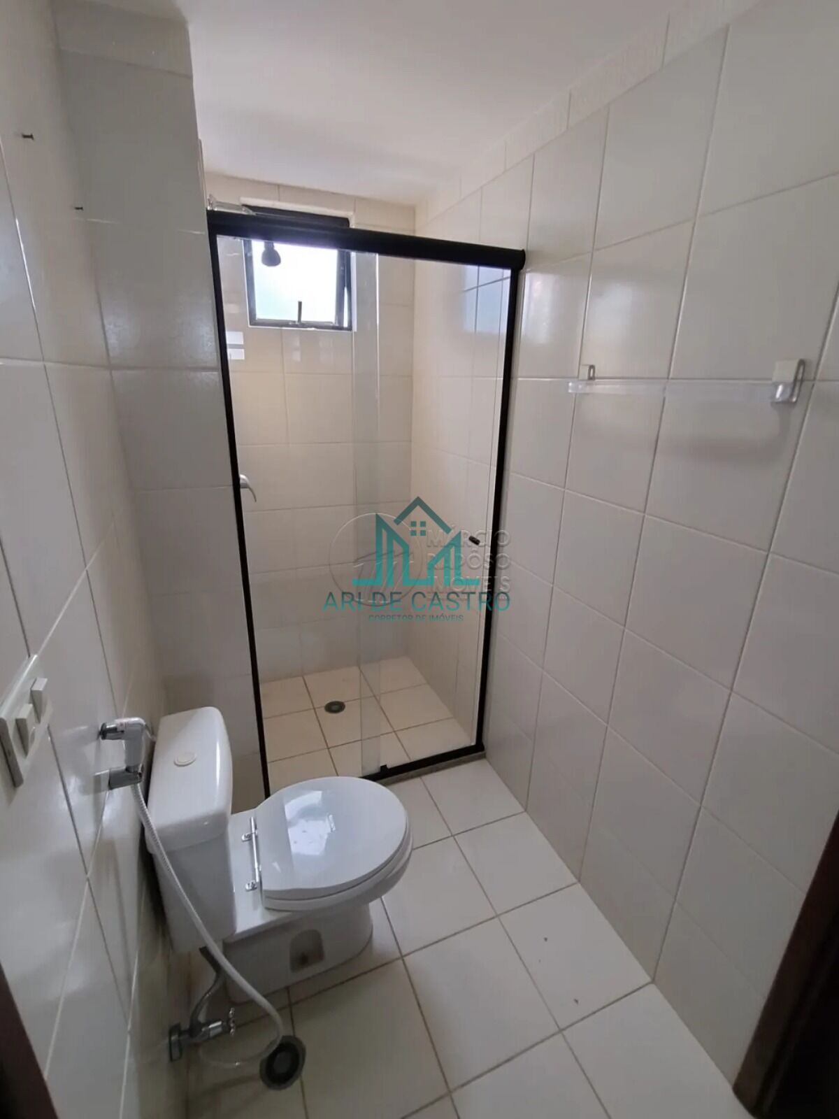 Apartamento para alugar com 4 quartos, 190m² - Foto 12