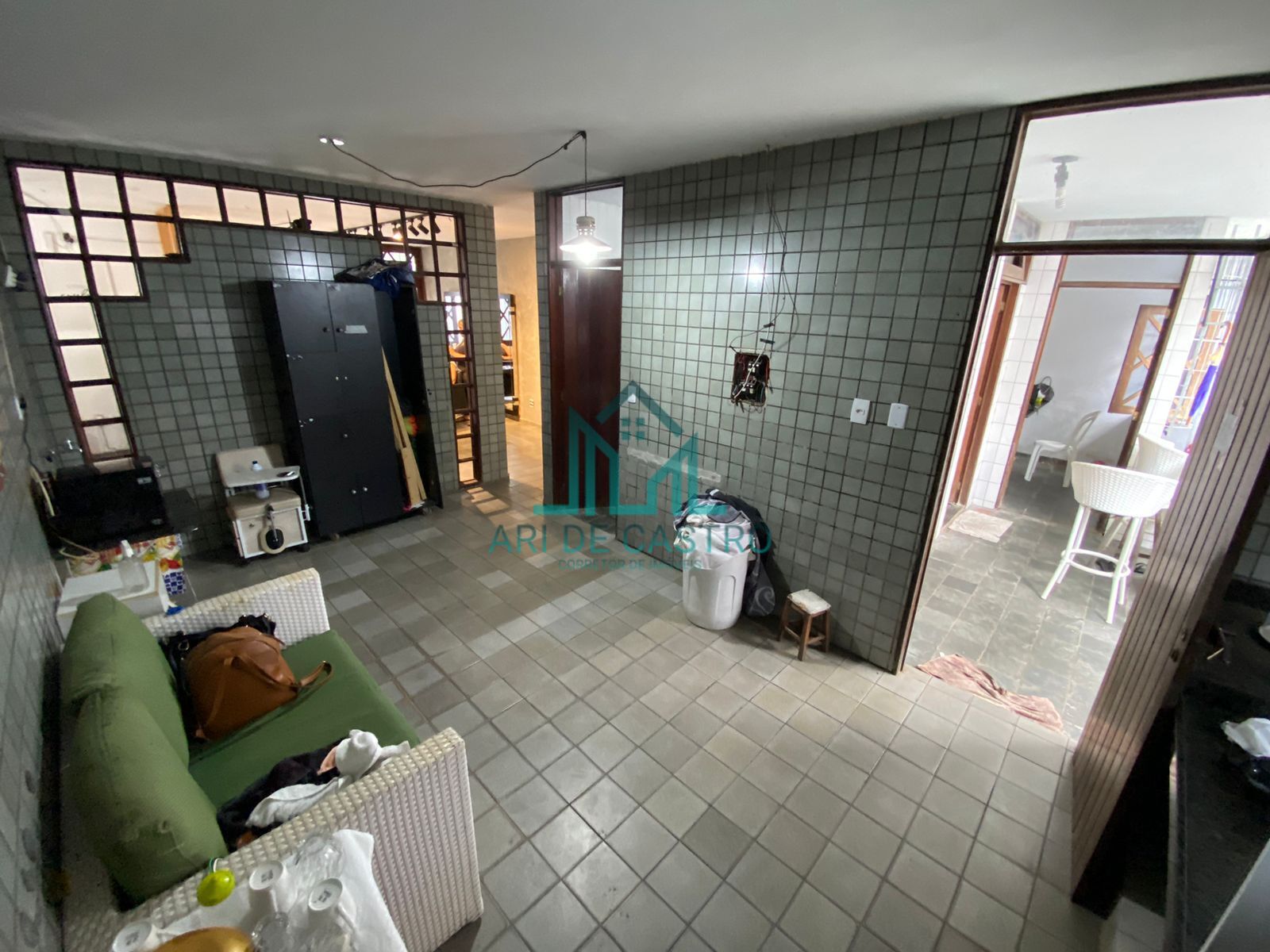 Casa para alugar com 4 quartos, 300m² - Foto 8