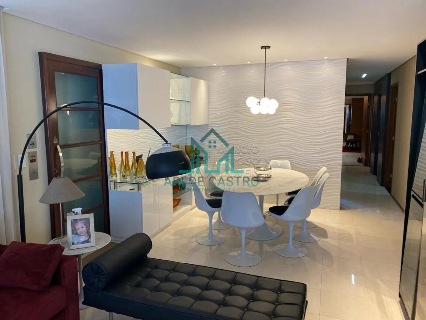 Apartamento à venda com 3 quartos, 163m² - Foto 3