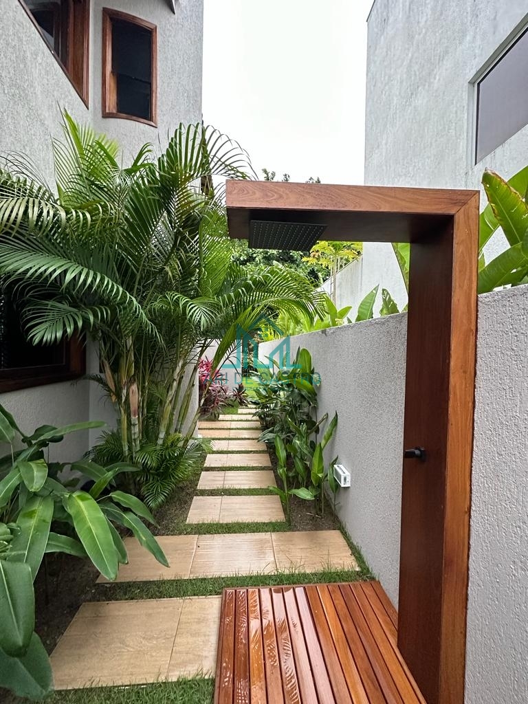 Casa à venda com 4 quartos, 560m² - Foto 14