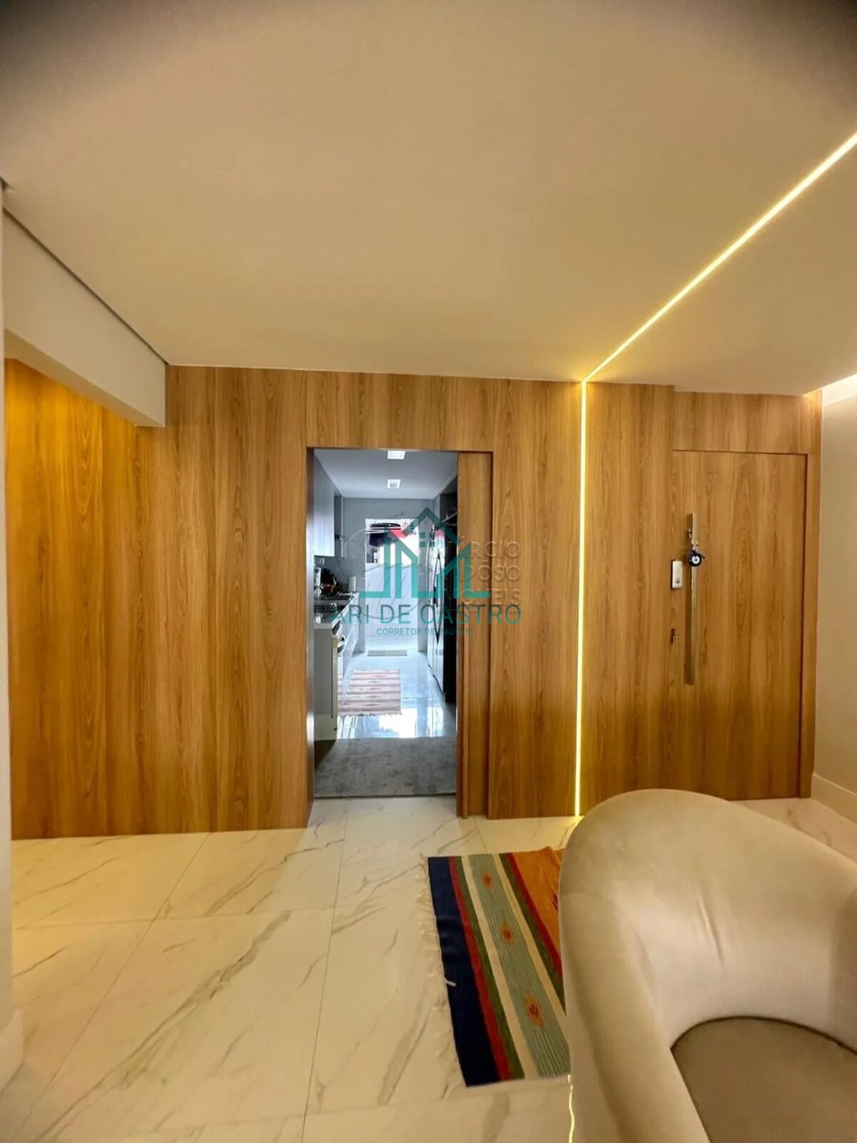 Apartamento à venda com 2 quartos, 155m² - Foto 7