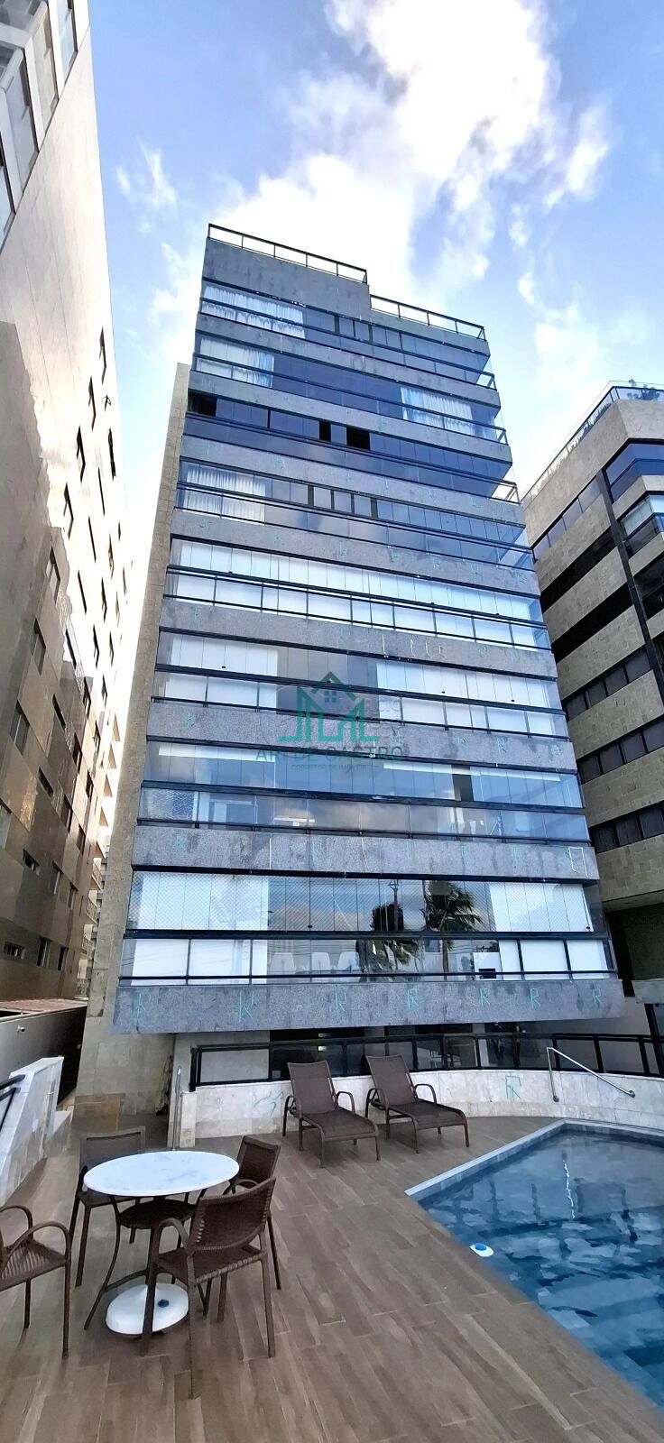 Apartamento à venda com 5 quartos, 298m² - Foto 3