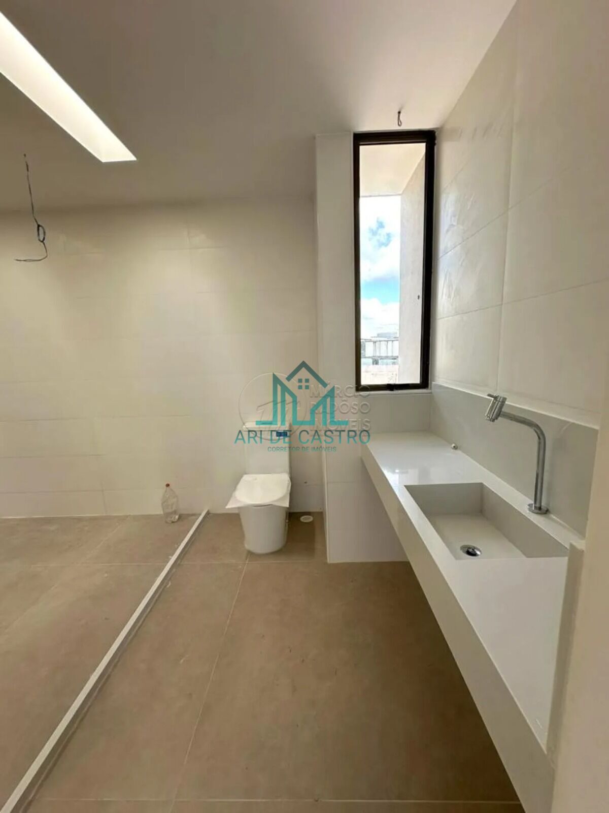 Casa à venda com 4 quartos, 588m² - Foto 18