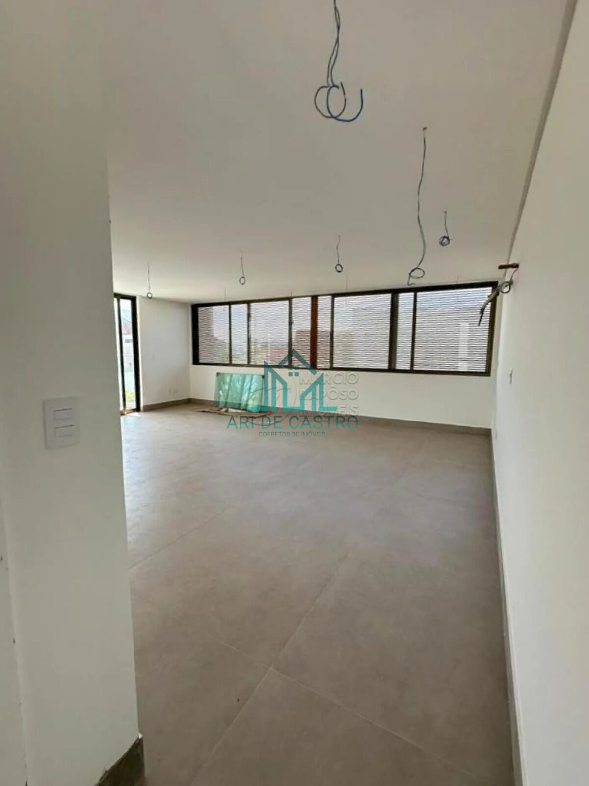 Casa à venda com 4 quartos, 588m² - Foto 16