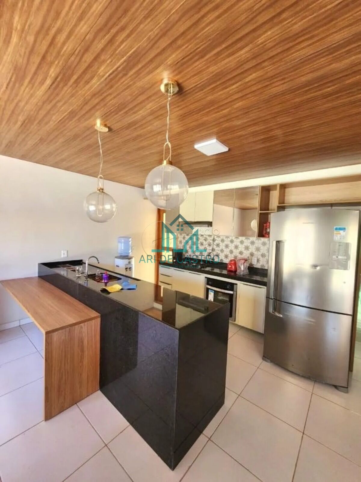 Casa à venda com 3 quartos, 170m² - Foto 4