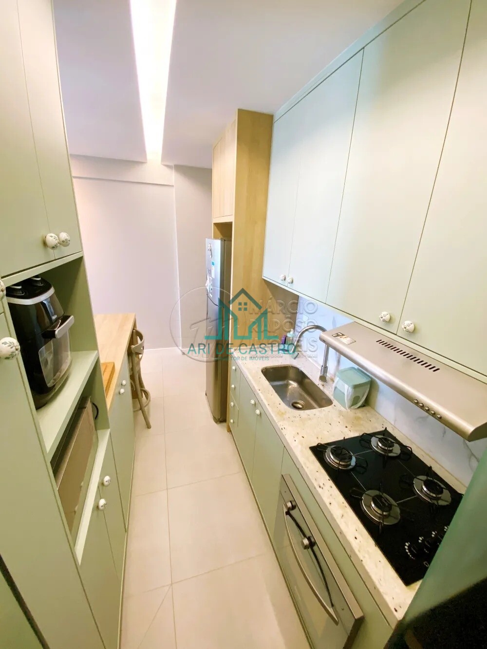 Apartamento à venda com 1 quarto, 44m² - Foto 5