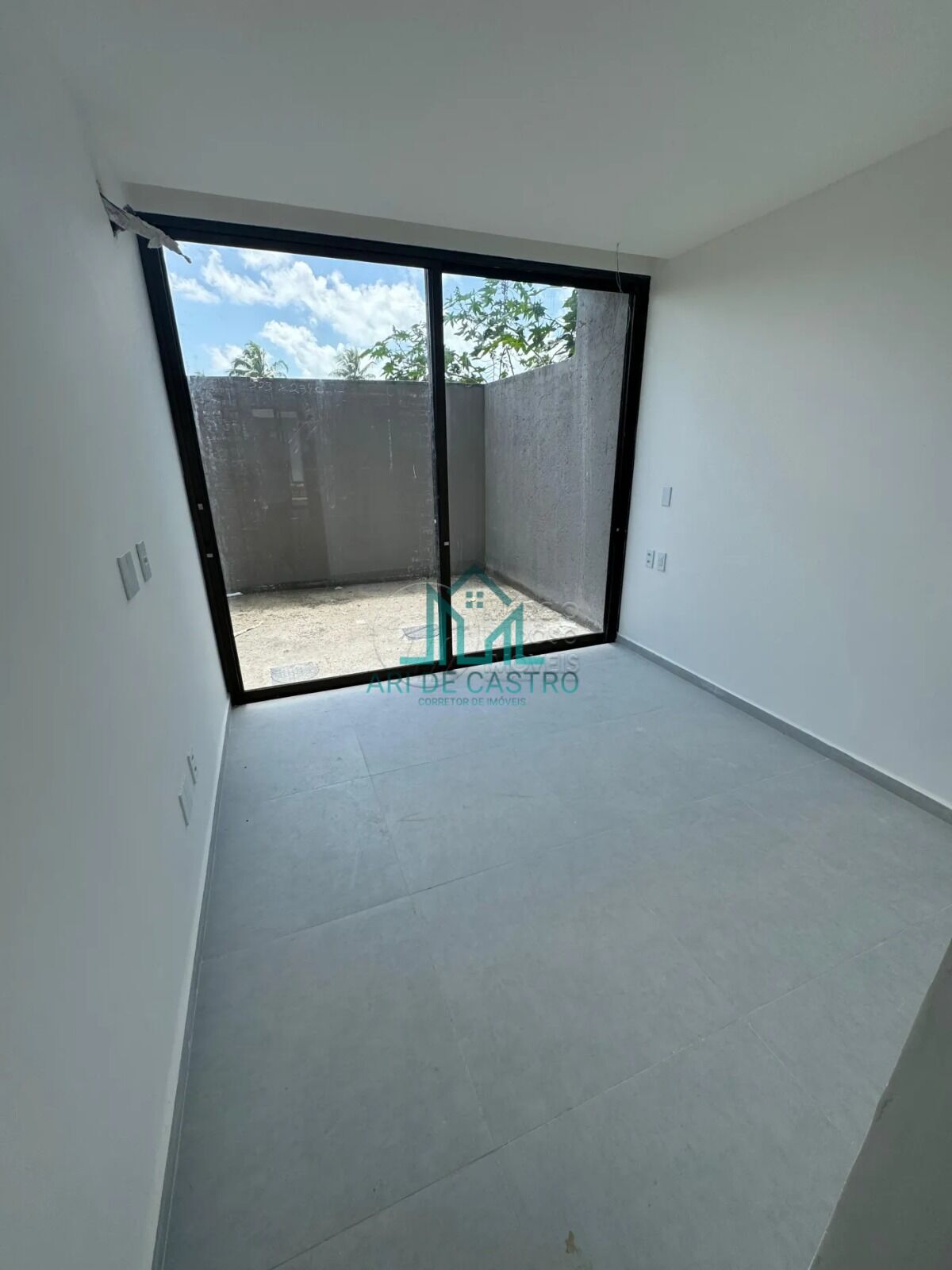 Apartamento à venda com 2 quartos, 70m² - Foto 5