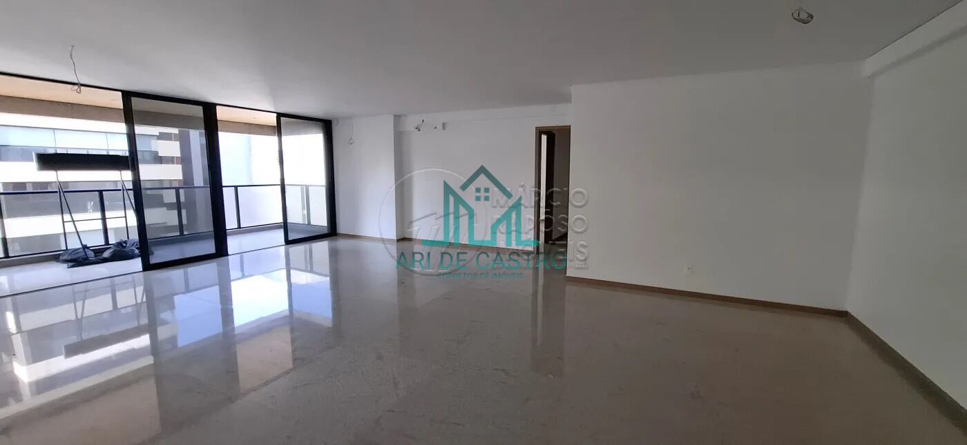 Apartamento à venda com 4 quartos, 179m² - Foto 2