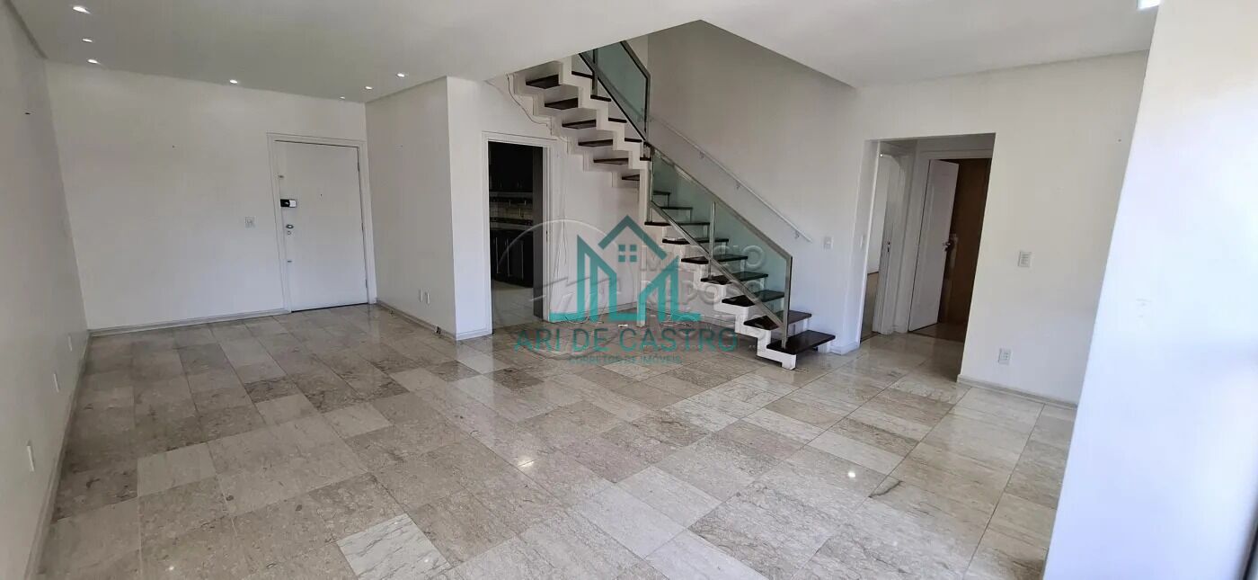 Cobertura à venda com 4 quartos, 236m² - Foto 2