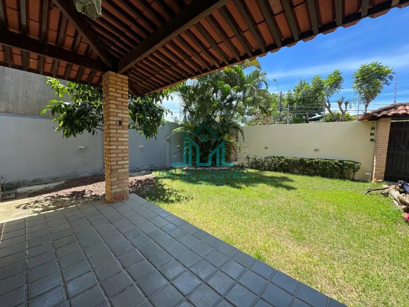 Casa para alugar com 3 quartos, 240m² - Foto 5