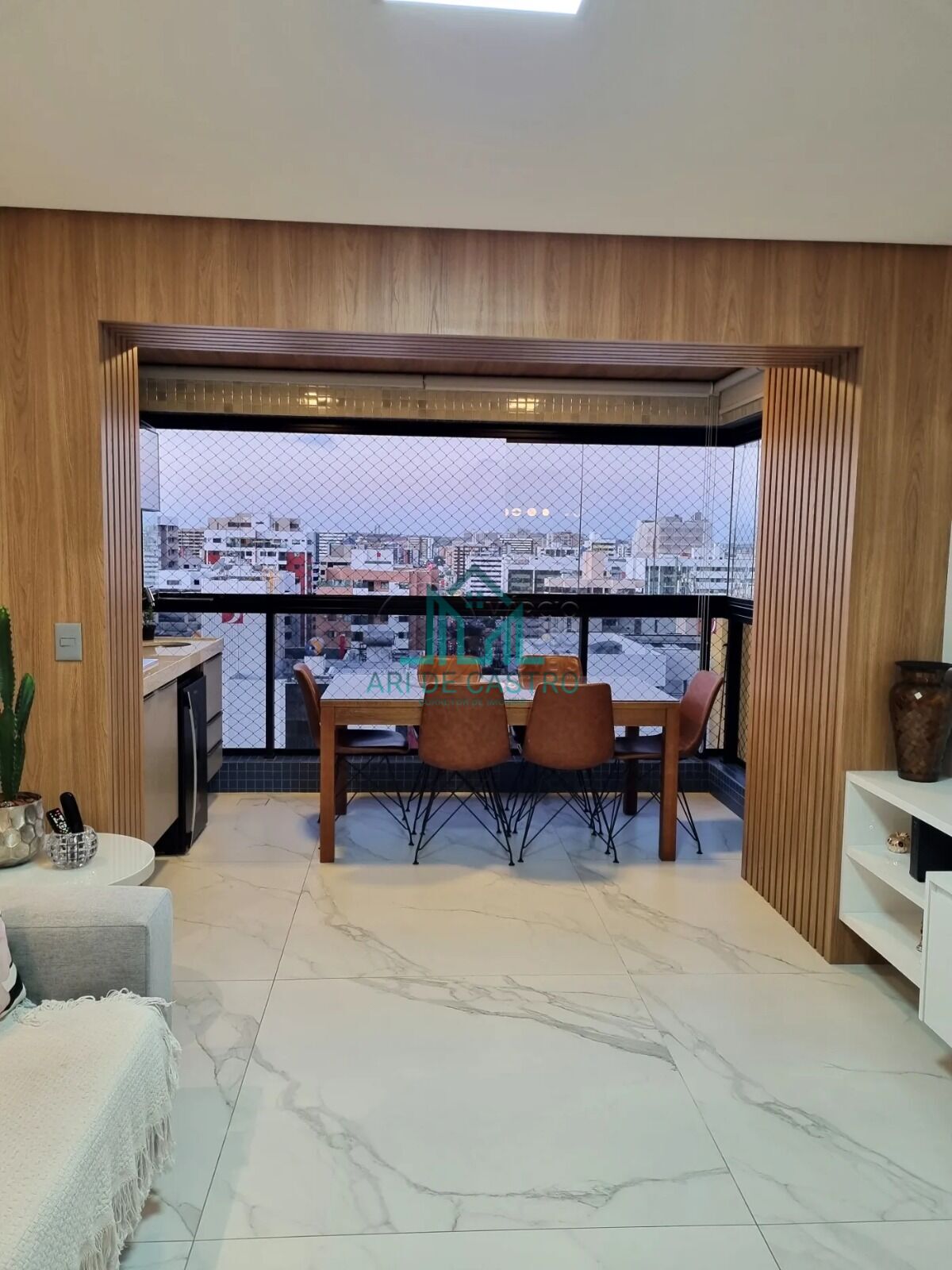 Apartamento à venda com 3 quartos, 123m² - Foto 3