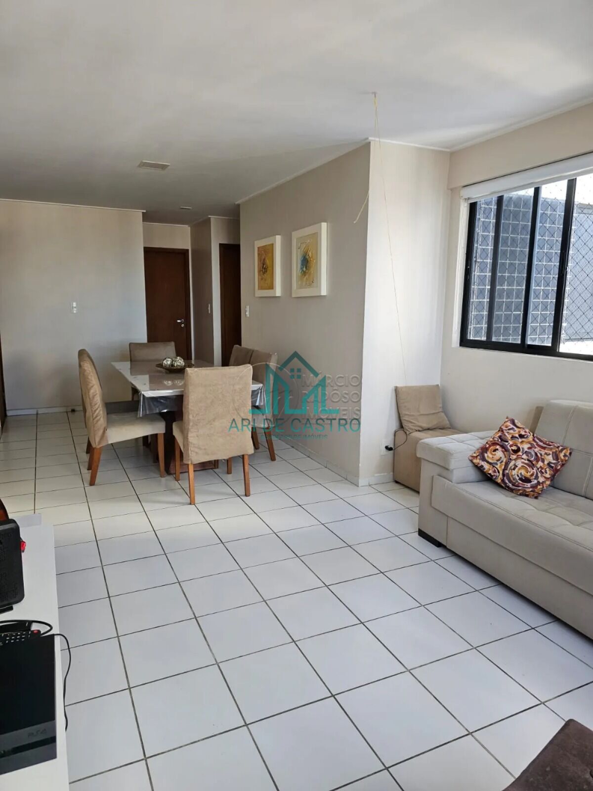 Apartamento à venda com 3 quartos, 85m² - Foto 2