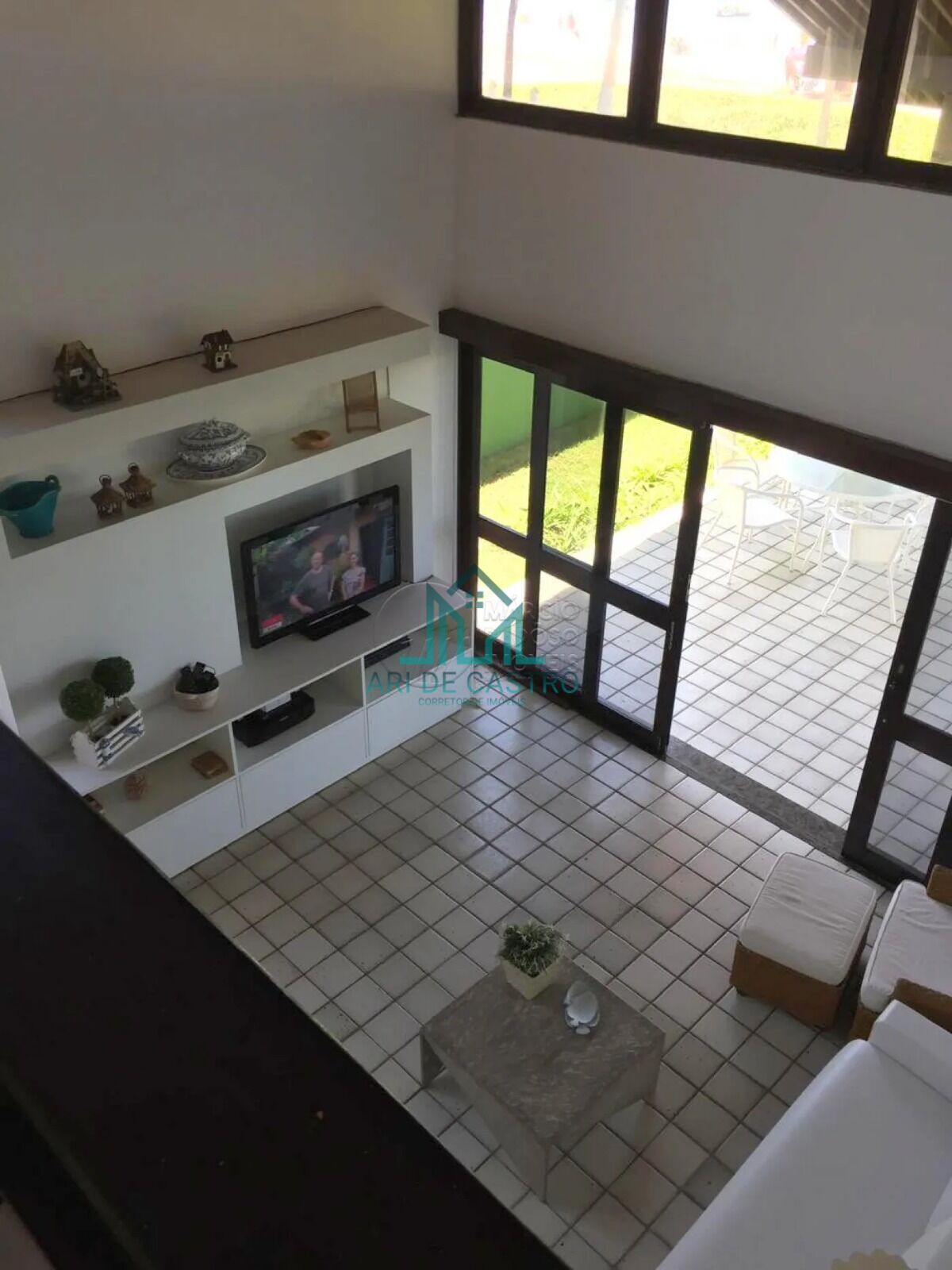 Casa à venda com 4 quartos, 350m² - Foto 4