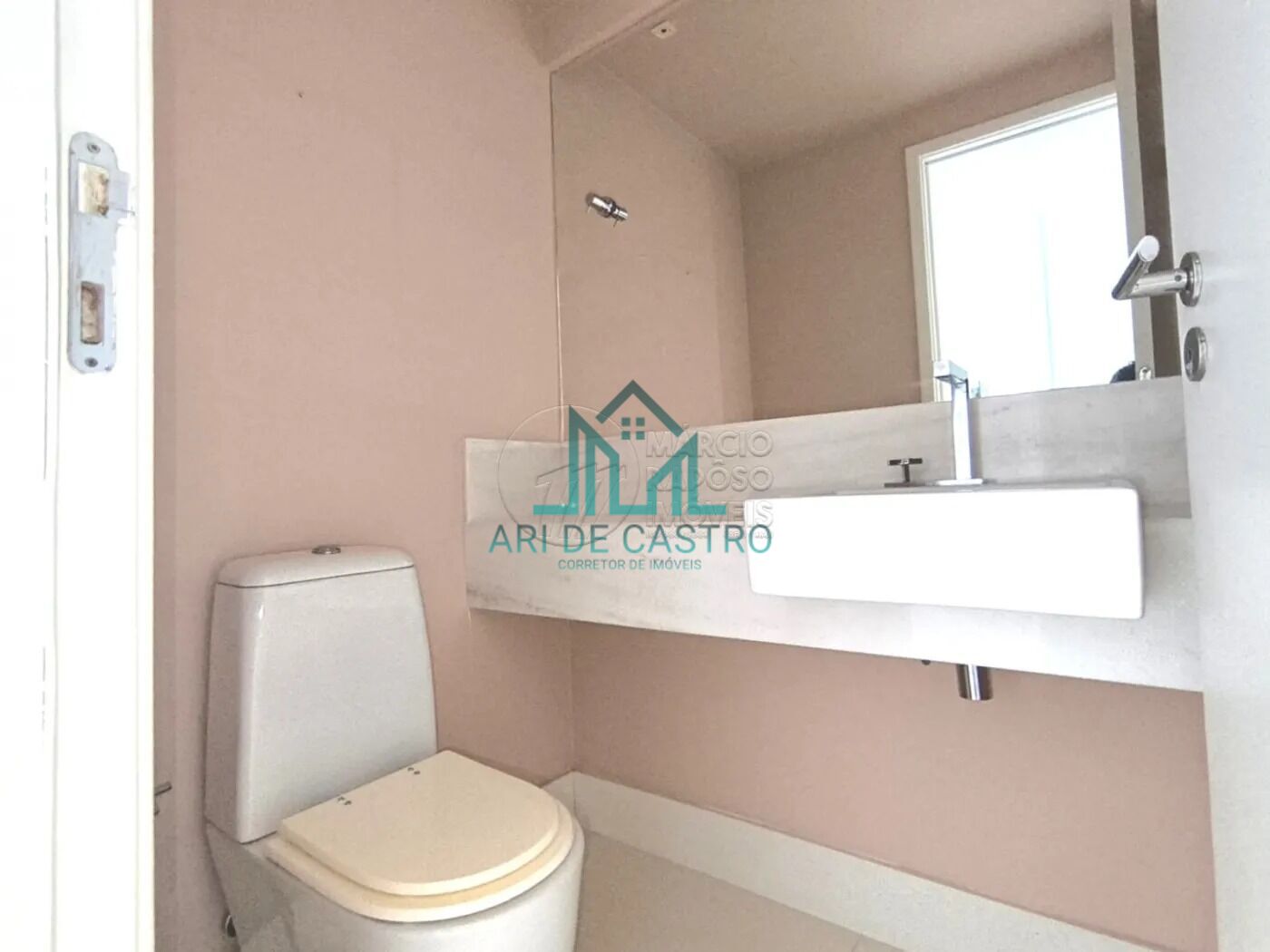 Apartamento à venda com 4 quartos, 202m² - Foto 17