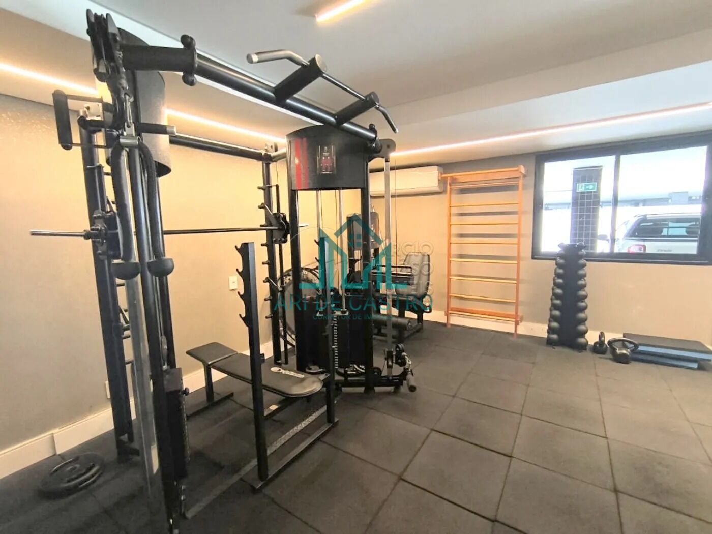 Apartamento à venda com 4 quartos, 202m² - Foto 28