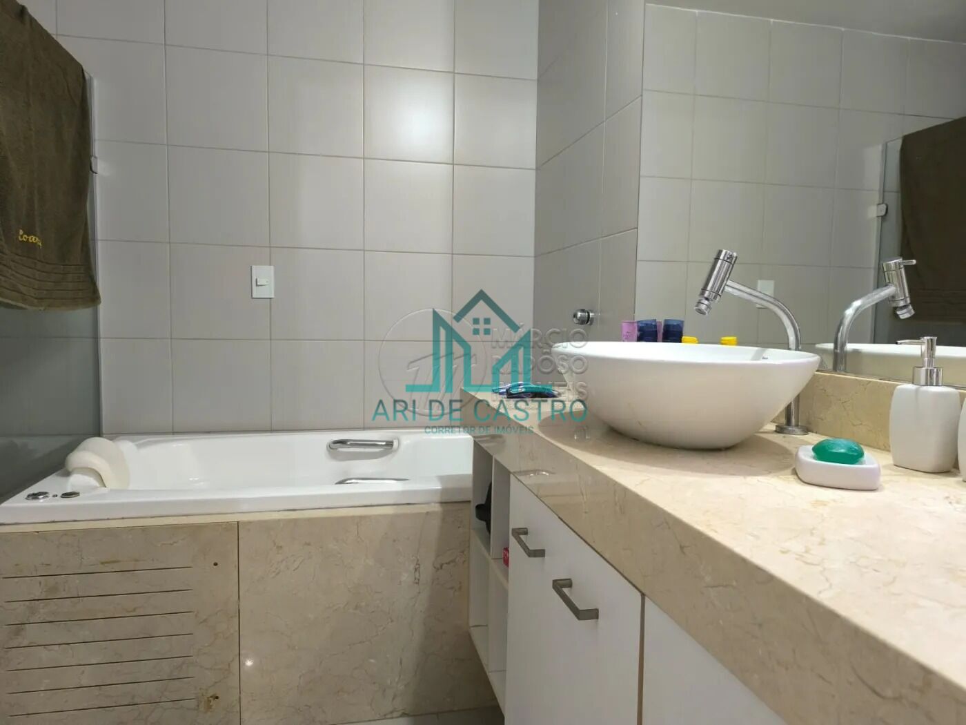 Apartamento à venda com 4 quartos, 155m² - Foto 13