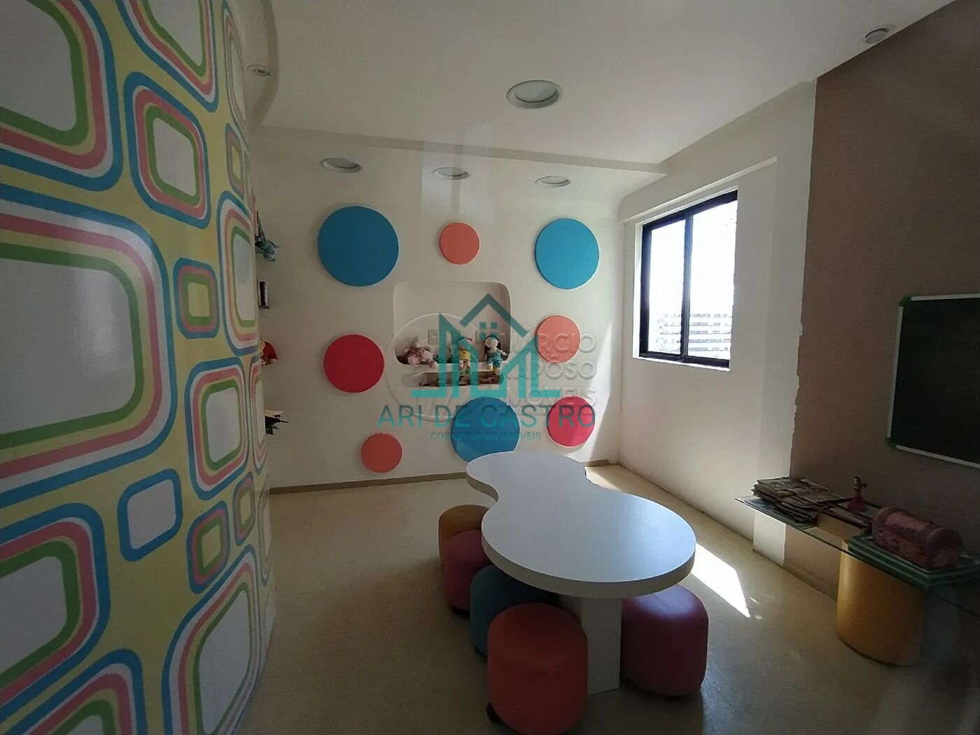 Apartamento para alugar com 1 quarto, 40m² - Foto 9