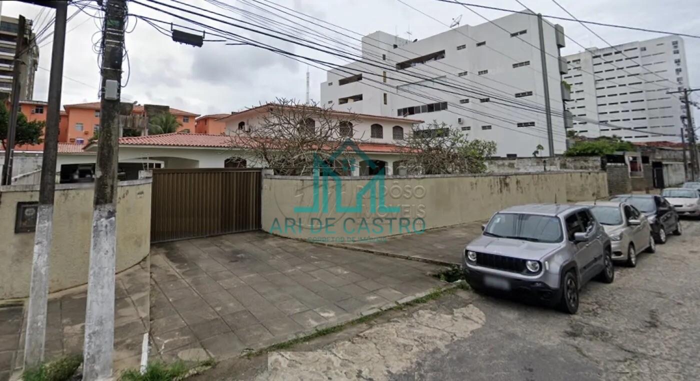 Casa para alugar com 4 quartos, 849m² - Foto 1