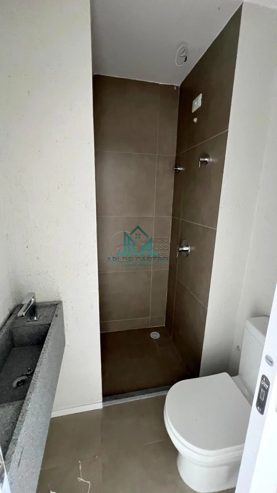 Apartamento à venda com 2 quartos, 83m² - Foto 6