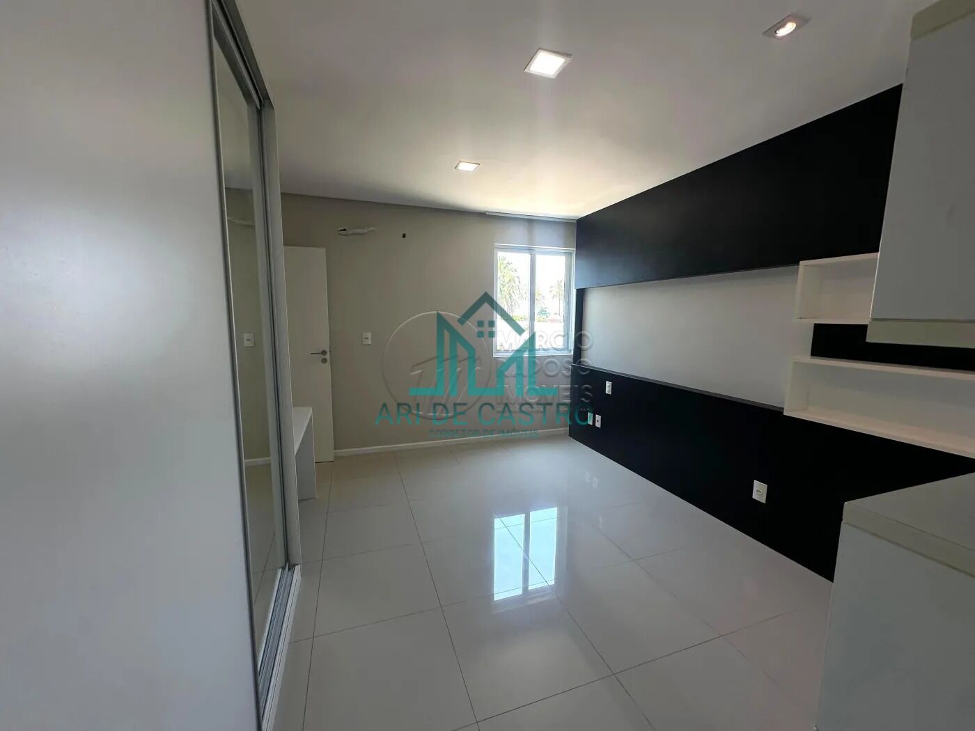 Casa à venda com 4 quartos, 550m² - Foto 34